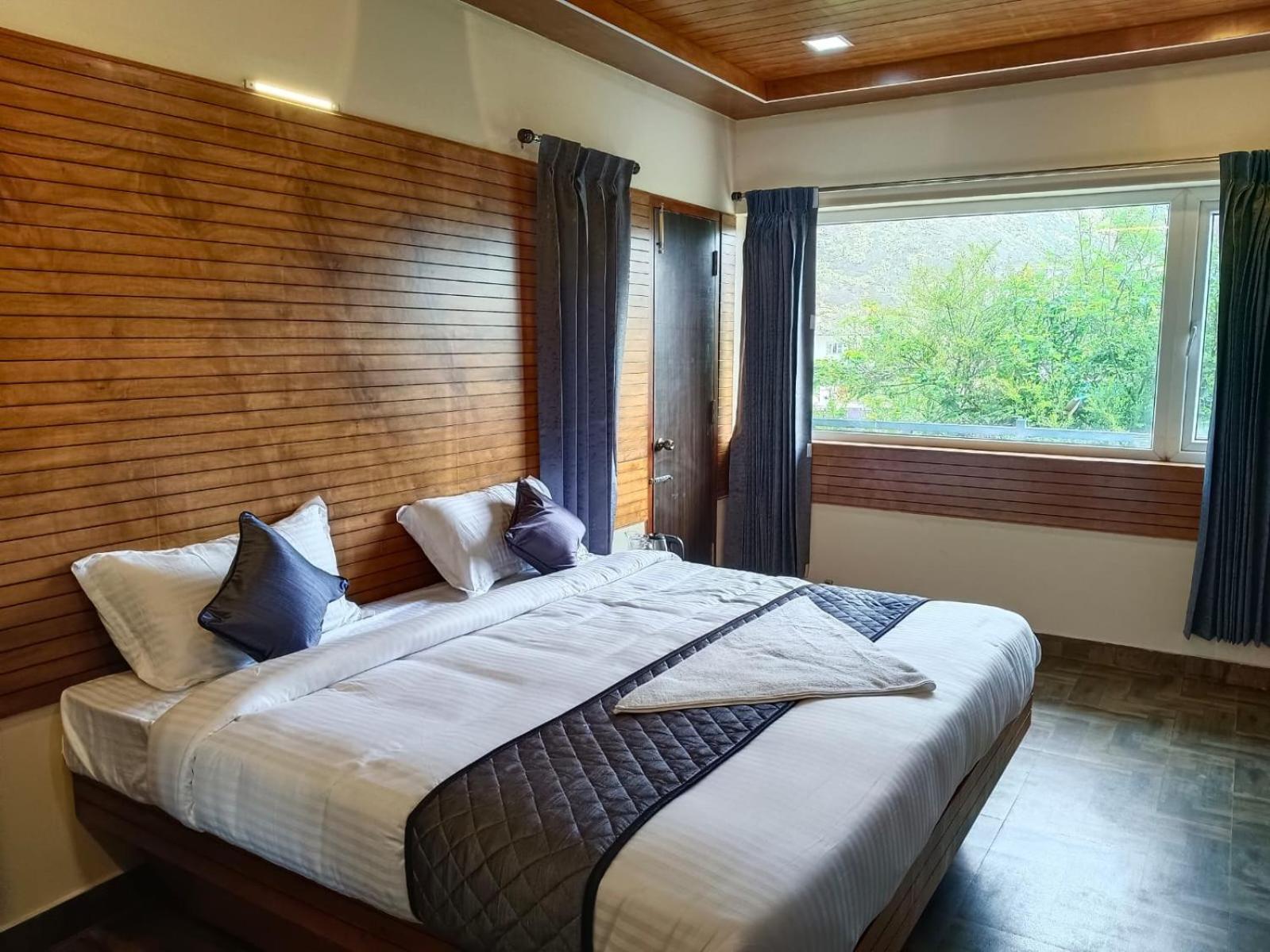 Misty Valley Inn 科代卡纳尔 外观 照片